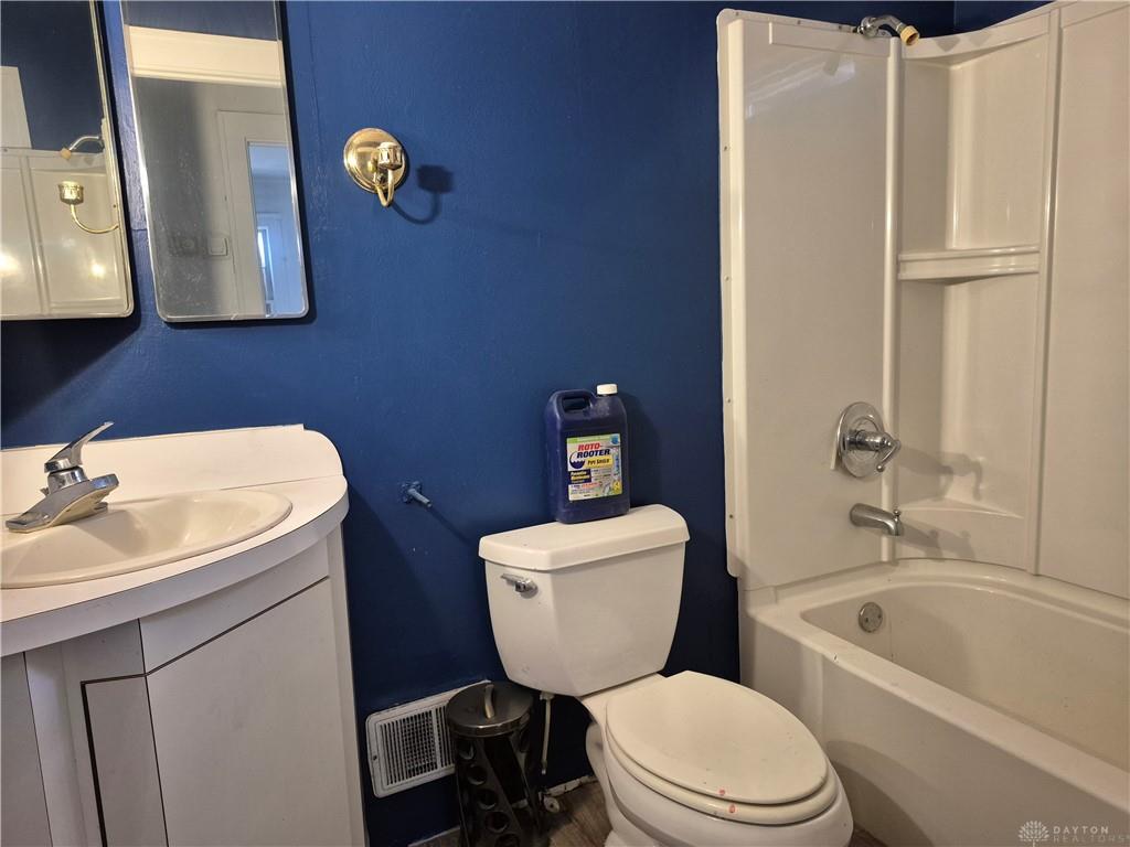 410 5 Oaks Property Photo 13