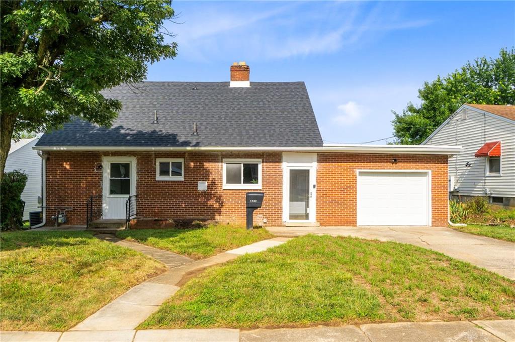 1157 Oakhill Avenue Property Photo 1