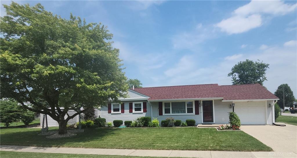 320 Stewart Drive Property Photo 1