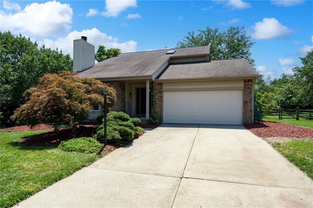 6239 Fairwind Drive Property Photo 1