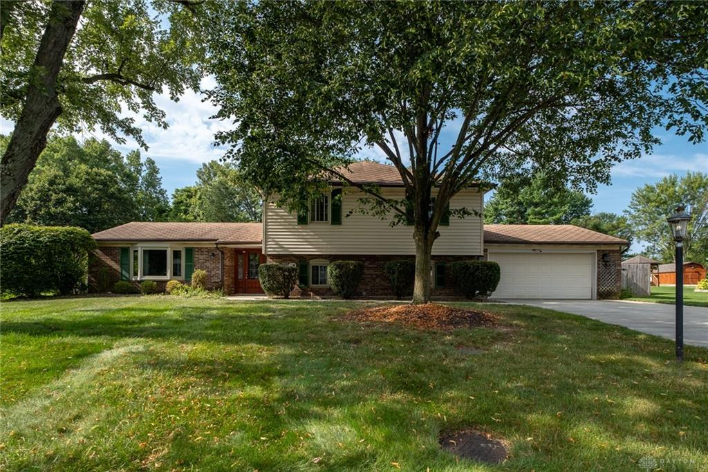 1038 Fernshire Drive Property Photo 1