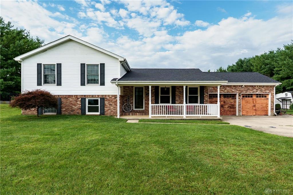 7794 E State Route 571 Property Photo 1