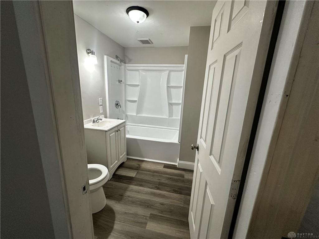 1020 Saint Adelbert Property Photo 10