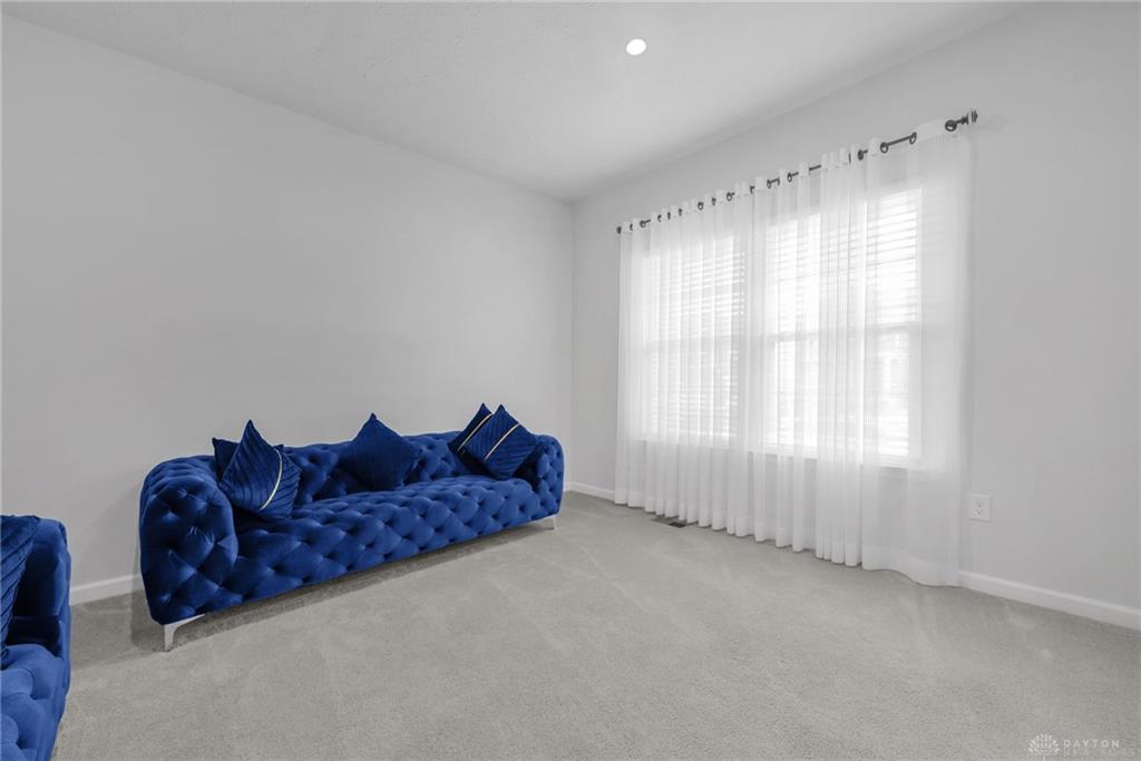 7191 Honeylocust Street Property Photo 9