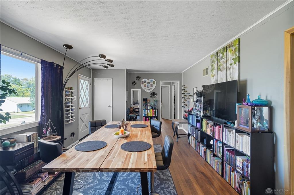 2013 Spencer Lane Property Photo 6