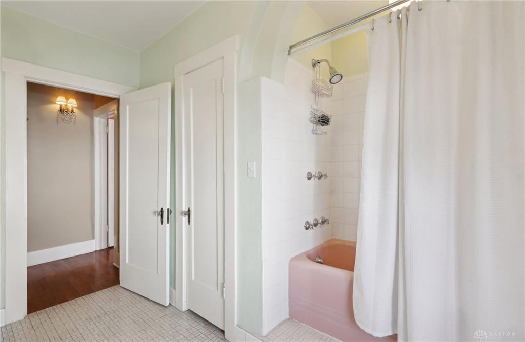 118 S Walnut Property Photo 31