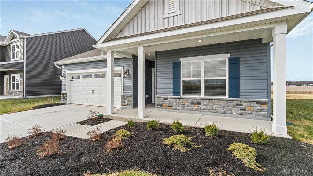 2944 Hoying Property Photo 2