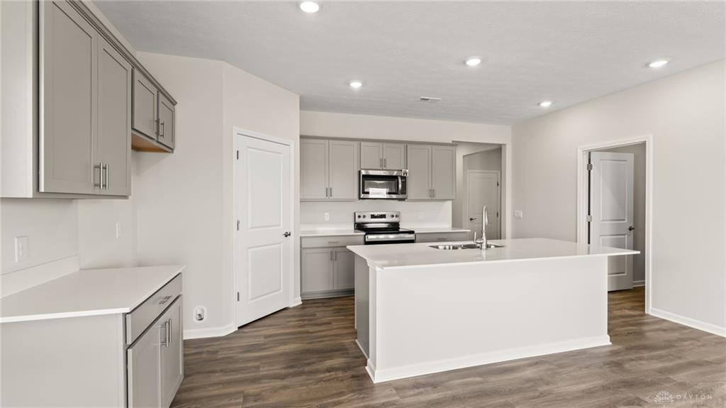 2944 Hoying Property Photo 26