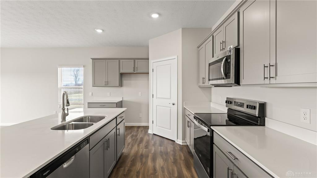 2944 Hoying Property Photo 27