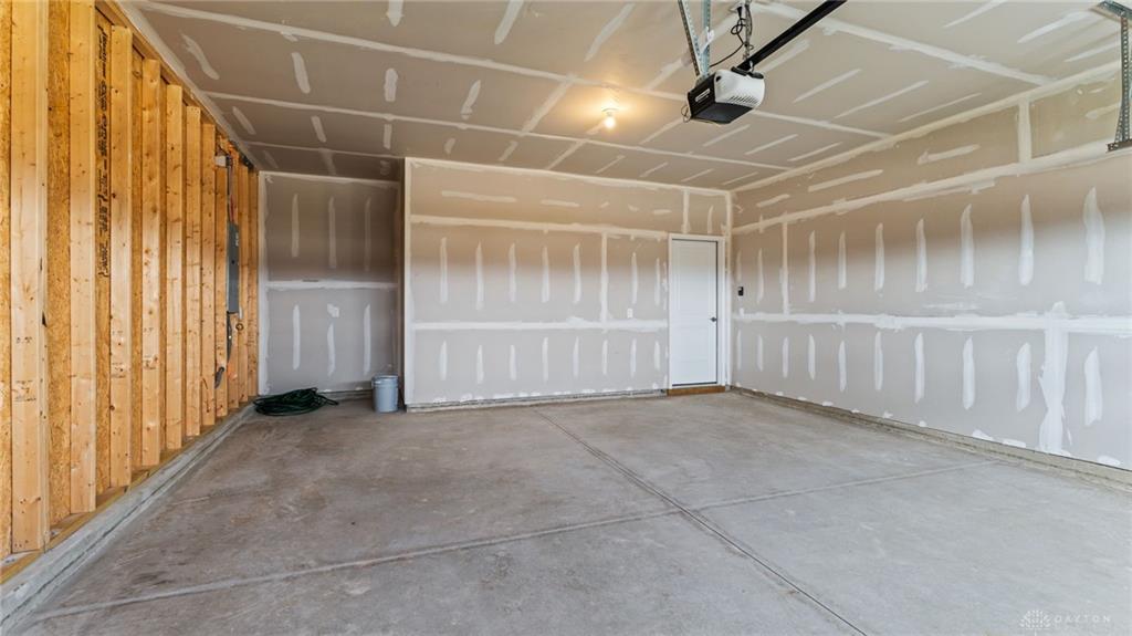 2944 Hoying Property Photo 35