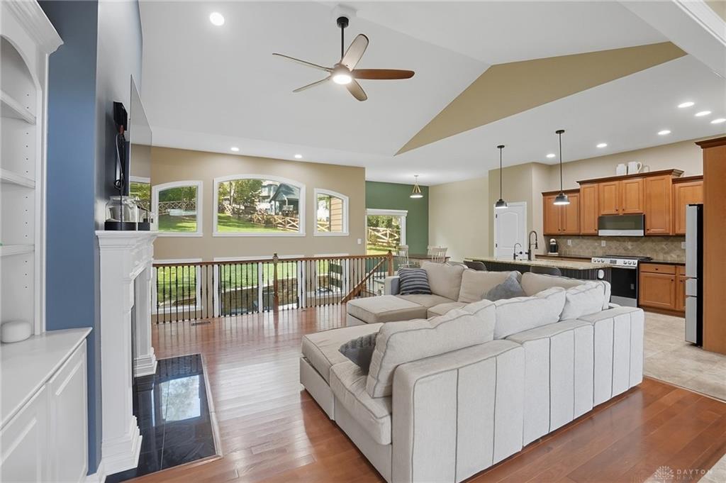 39 George Wythe Way Property Photo 6