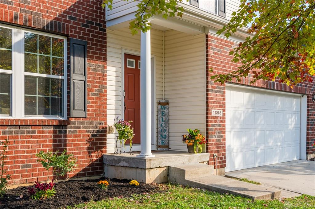 1695 Wimbledon Drive Property Photo 4