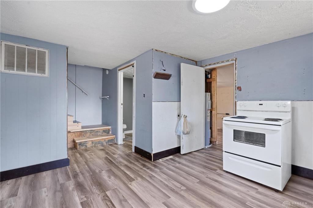 8 N Sycamore Street Property Photo 14