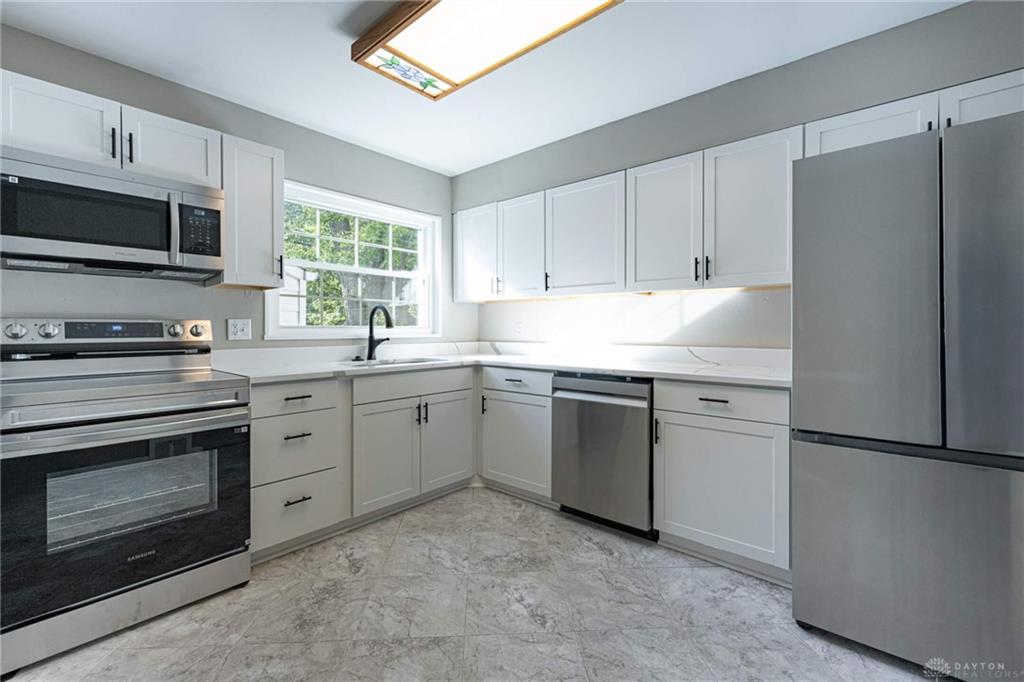 1701 Marilyn Avenue Property Photo 9