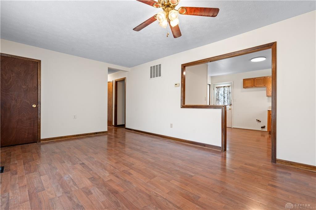 5664 Mayville Drive Property Photo 10