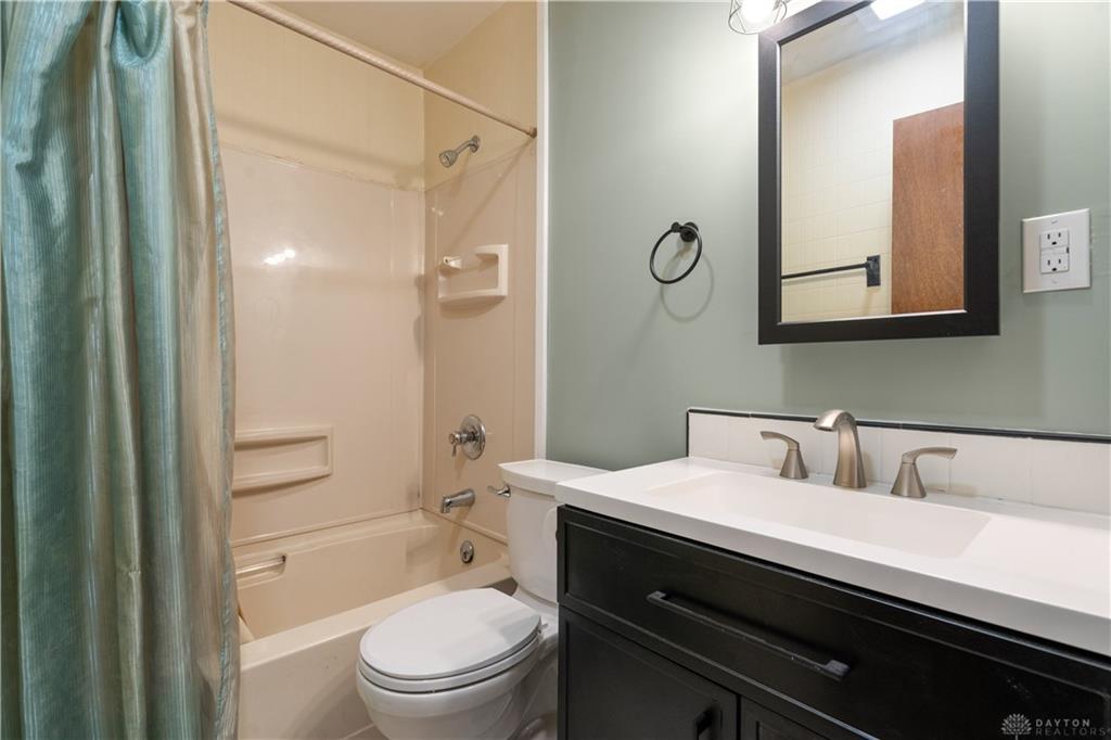 5664 Mayville Drive Property Photo 28