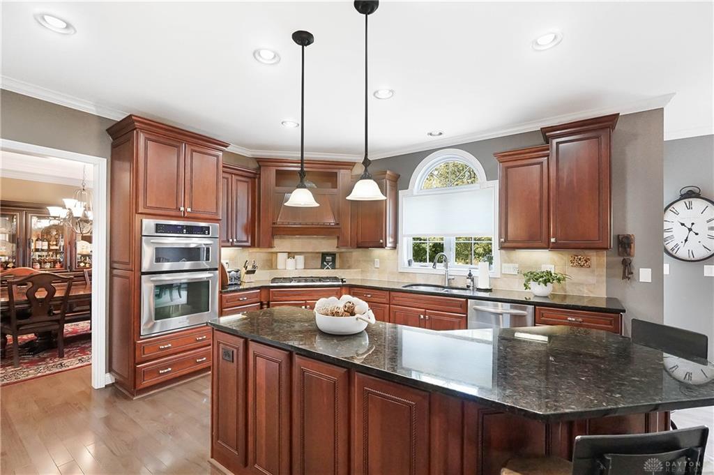 7257 Clawson Court Property Photo 3