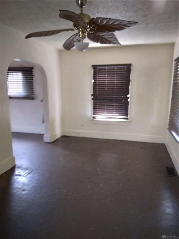 724 Dennison Property Photo 4