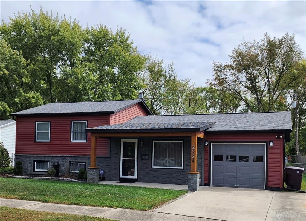 2224 Duquesne Drive Property Photo 1