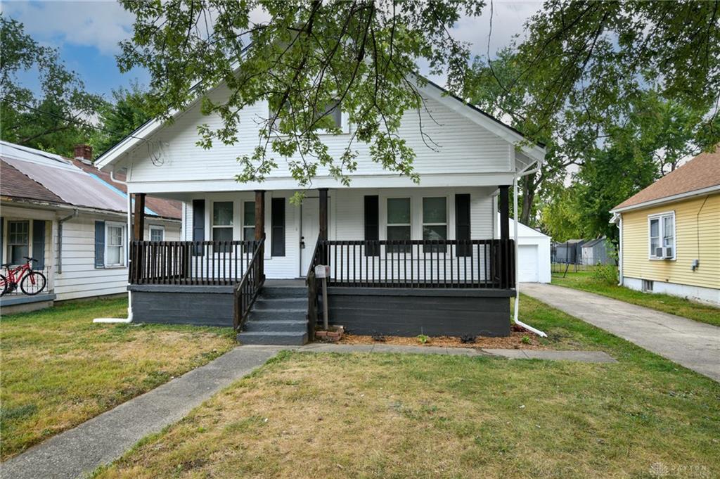 2120 Fernwood Street Property Photo 1