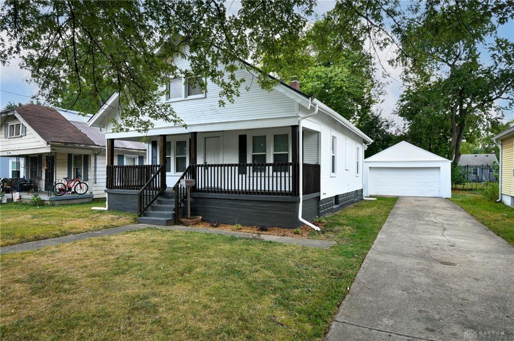 2120 Fernwood Street Property Photo 2