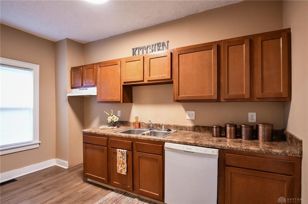 2120 Fernwood Street Property Photo 13