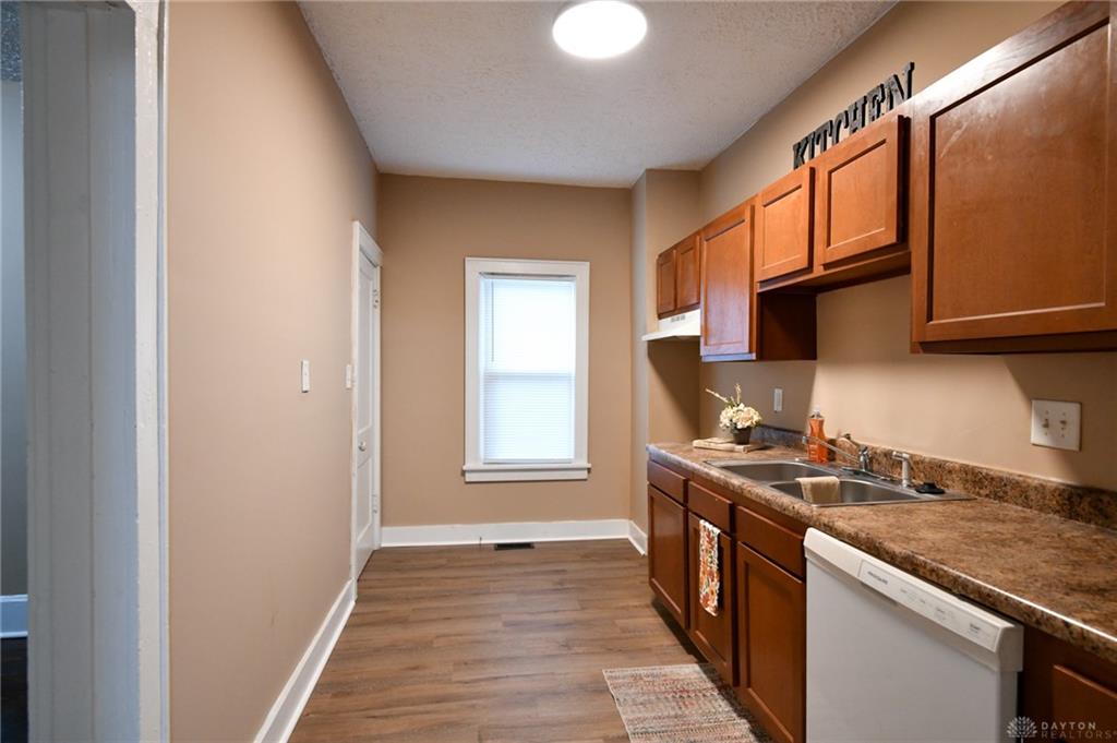 2120 Fernwood Street Property Photo 14