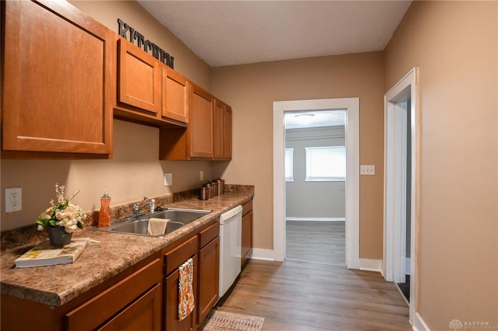 2120 Fernwood Street Property Photo 15