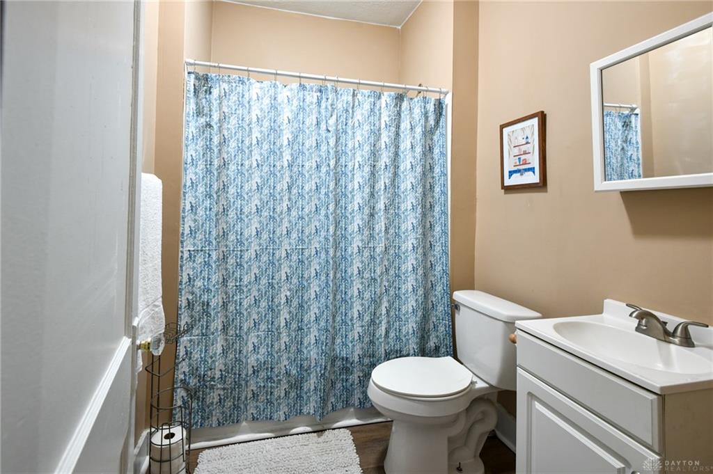 2120 Fernwood Street Property Photo 24