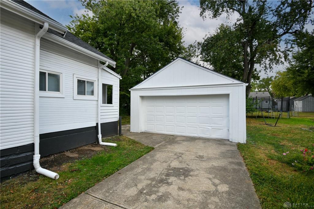 2120 Fernwood Street Property Photo 28