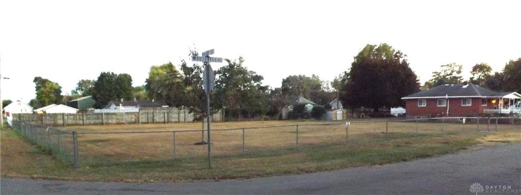 2460 Bushnell Property Photo 2