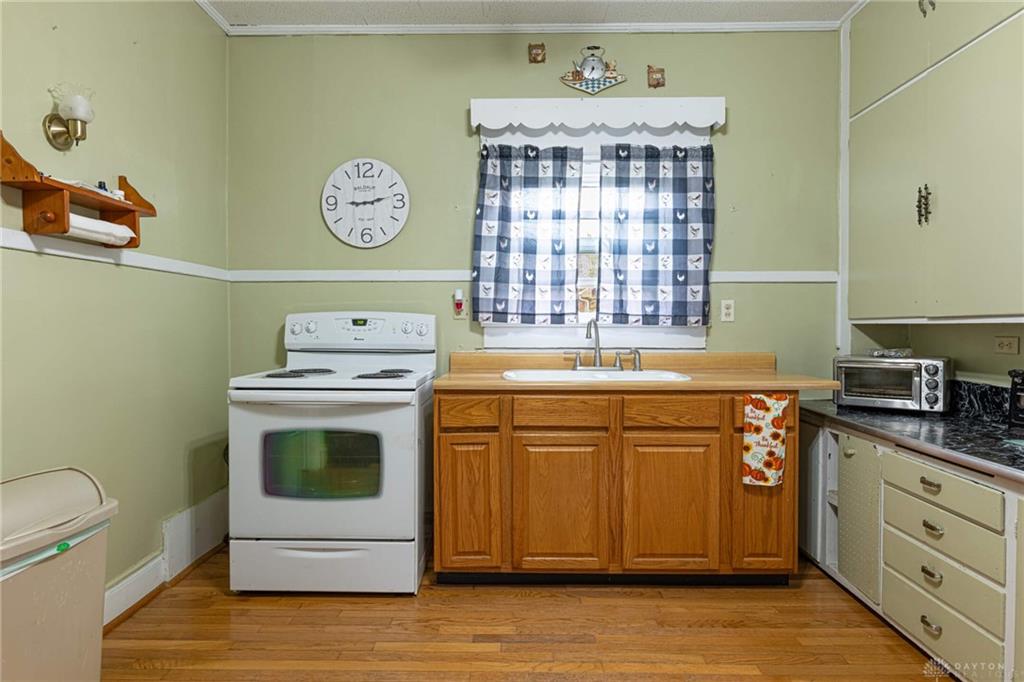 373 Hill Street Property Photo 8