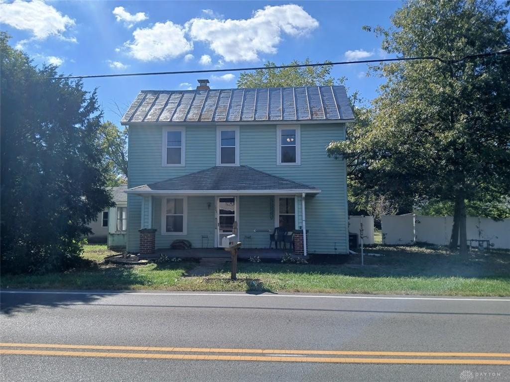 1045 S Linden