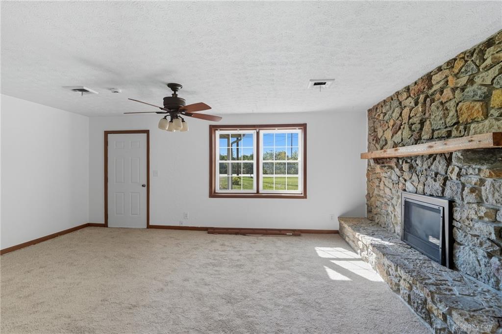 3730 Greentree Road Property Photo 7