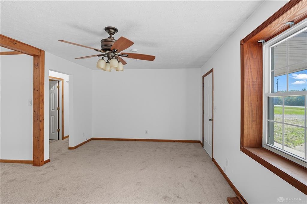 3730 Greentree Road Property Photo 9