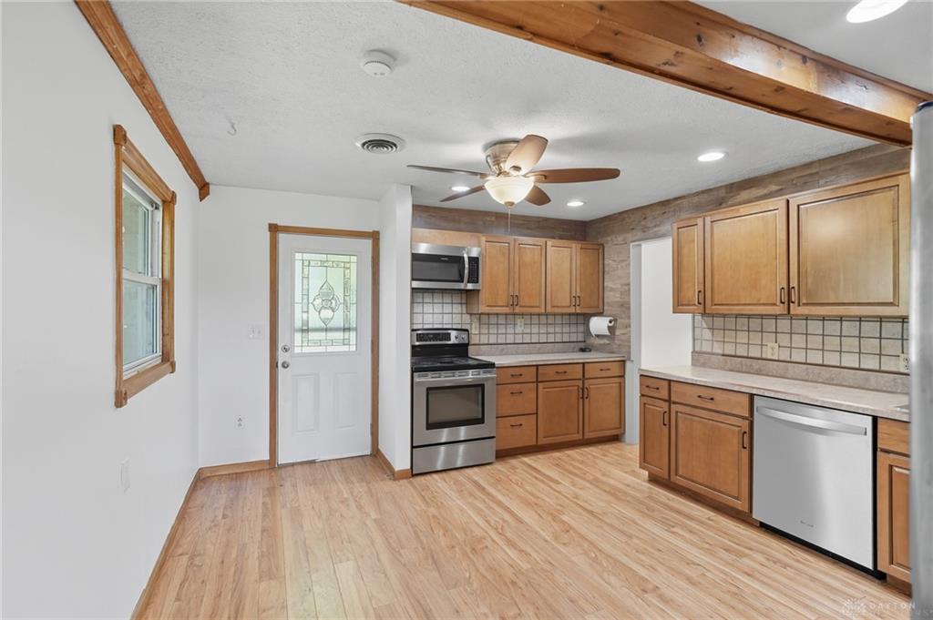 3730 Greentree Road Property Photo 13