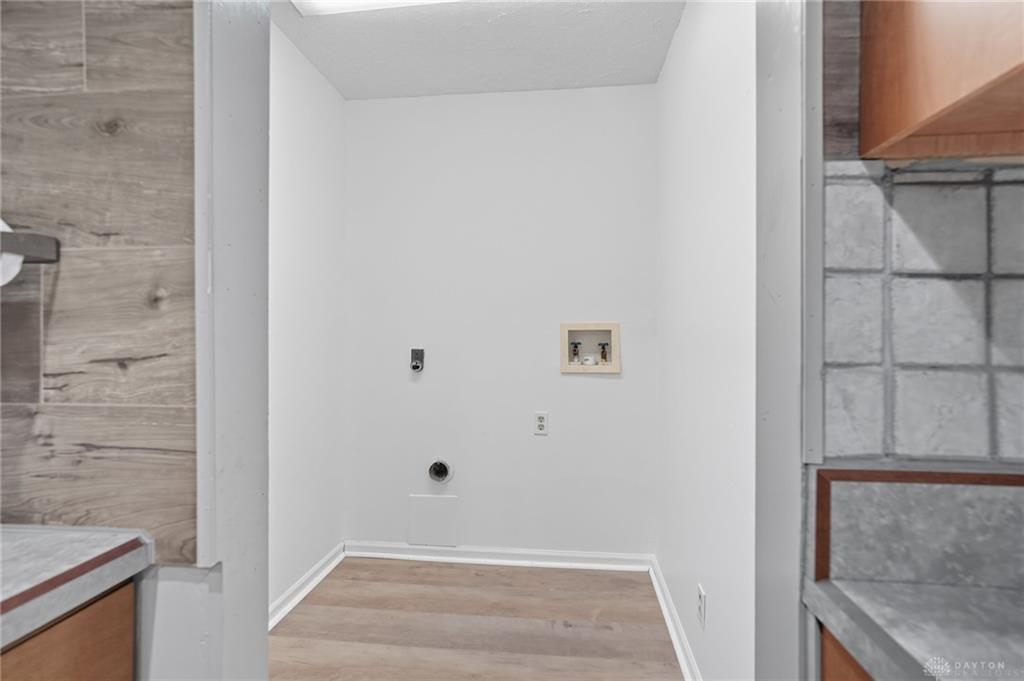 3730 Greentree Road Property Photo 16