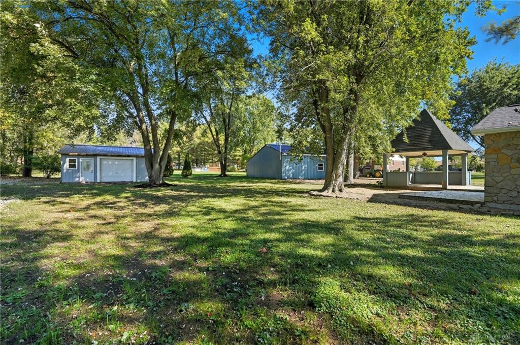 3730 Greentree Road Property Photo 28