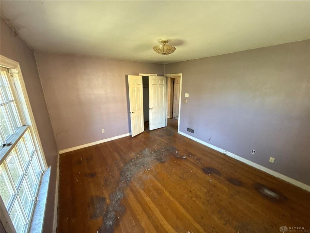 2421 Rugby Road Property Photo 5