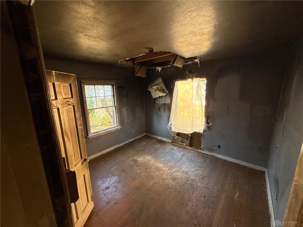 2421 Rugby Road Property Photo 6