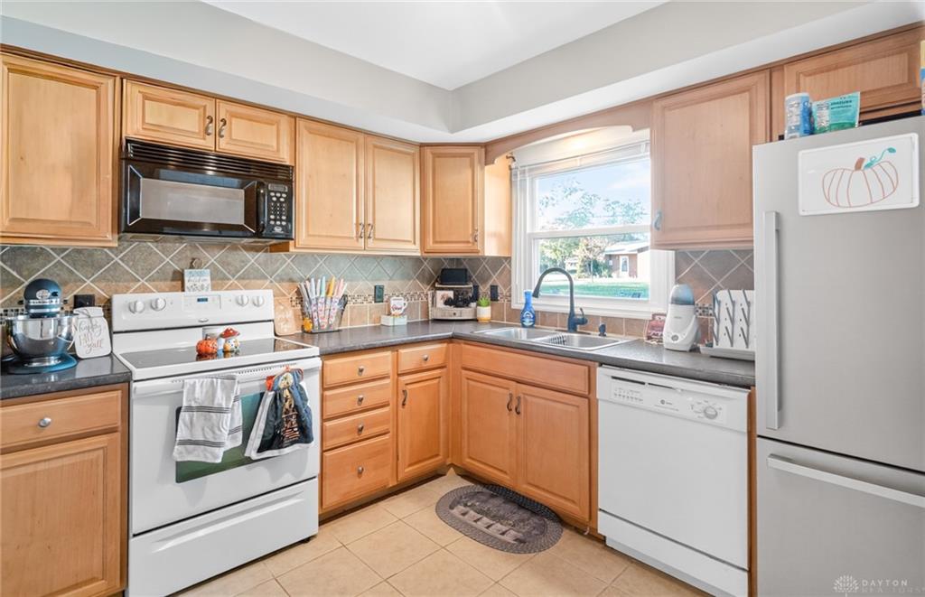 322 Cole Drive Property Photo 7