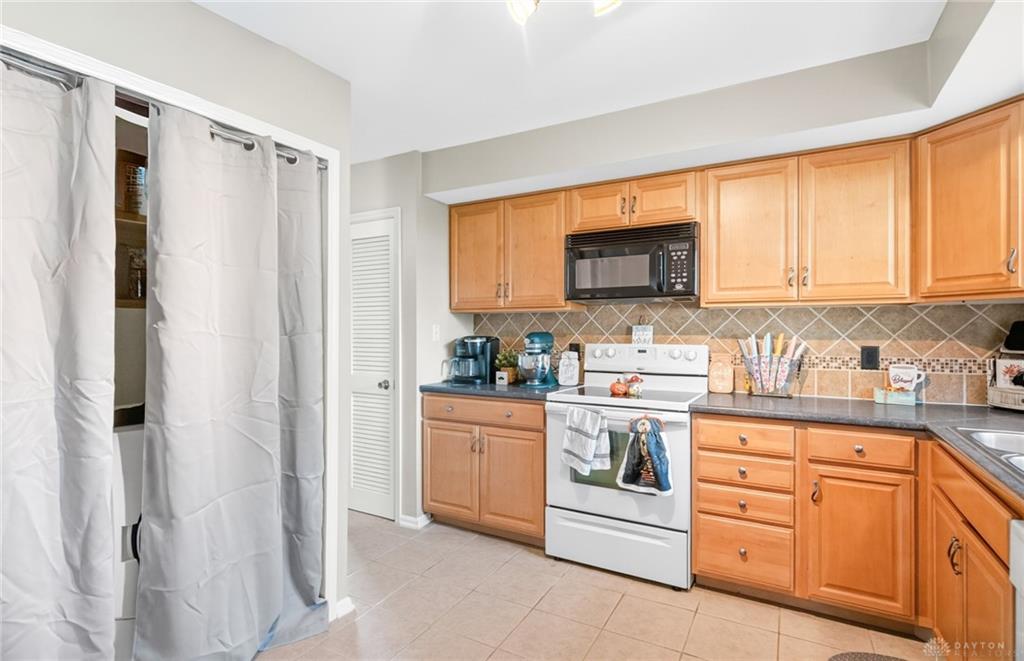 322 Cole Drive Property Photo 9