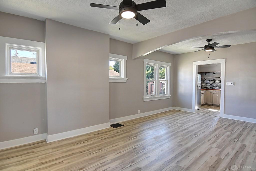 434 Bellaire Avenue Property Photo 2