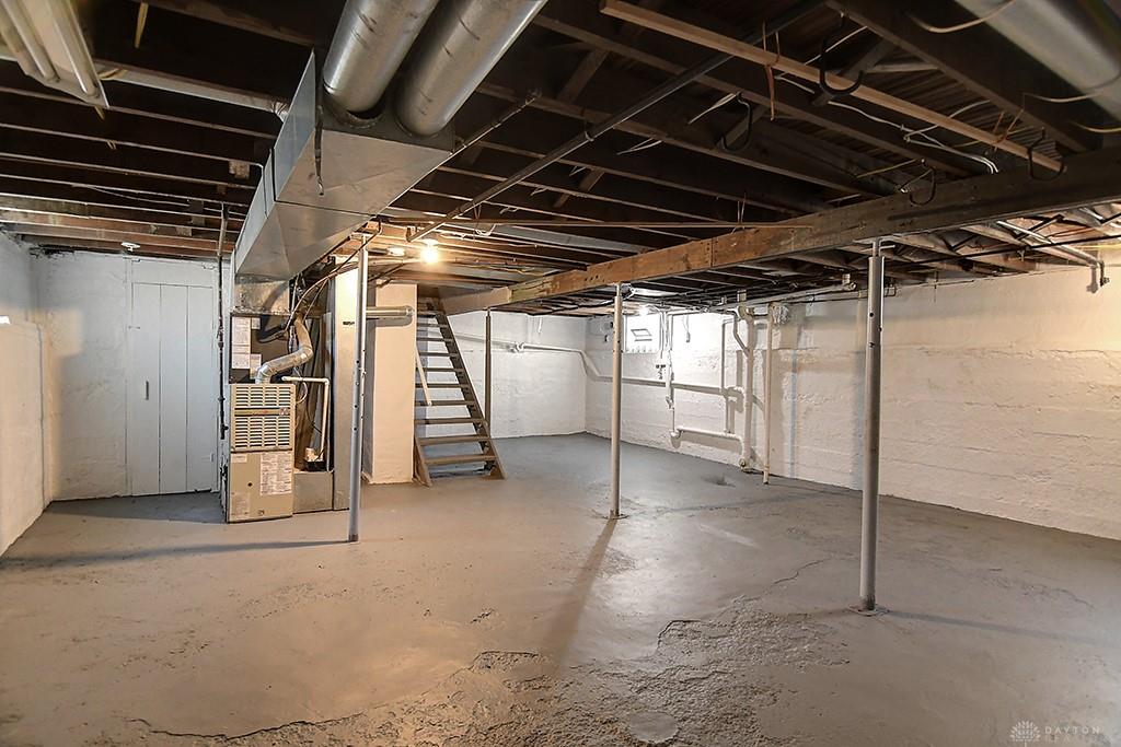 434 Bellaire Avenue Property Photo 13