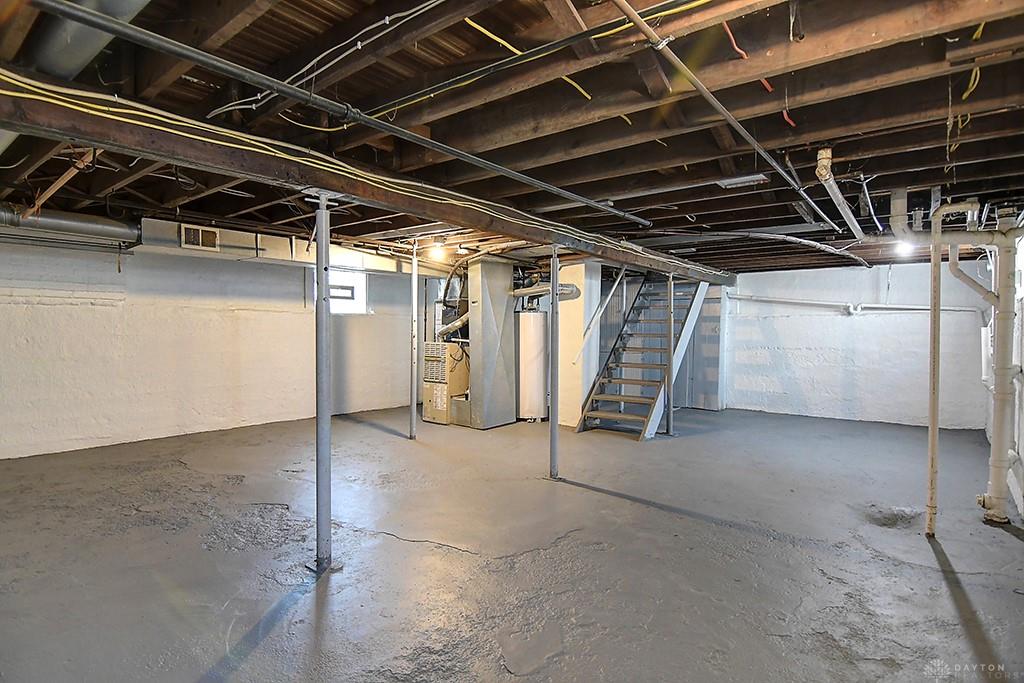 434 Bellaire Avenue Property Photo 14