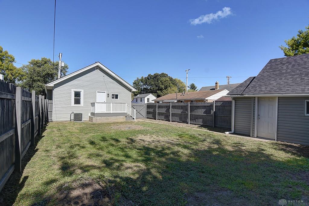 434 Bellaire Avenue Property Photo 20