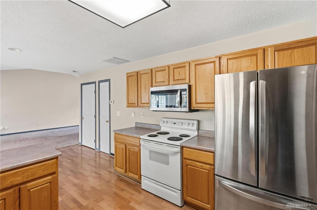 476 Indian Pointe Drive Property Photo 5