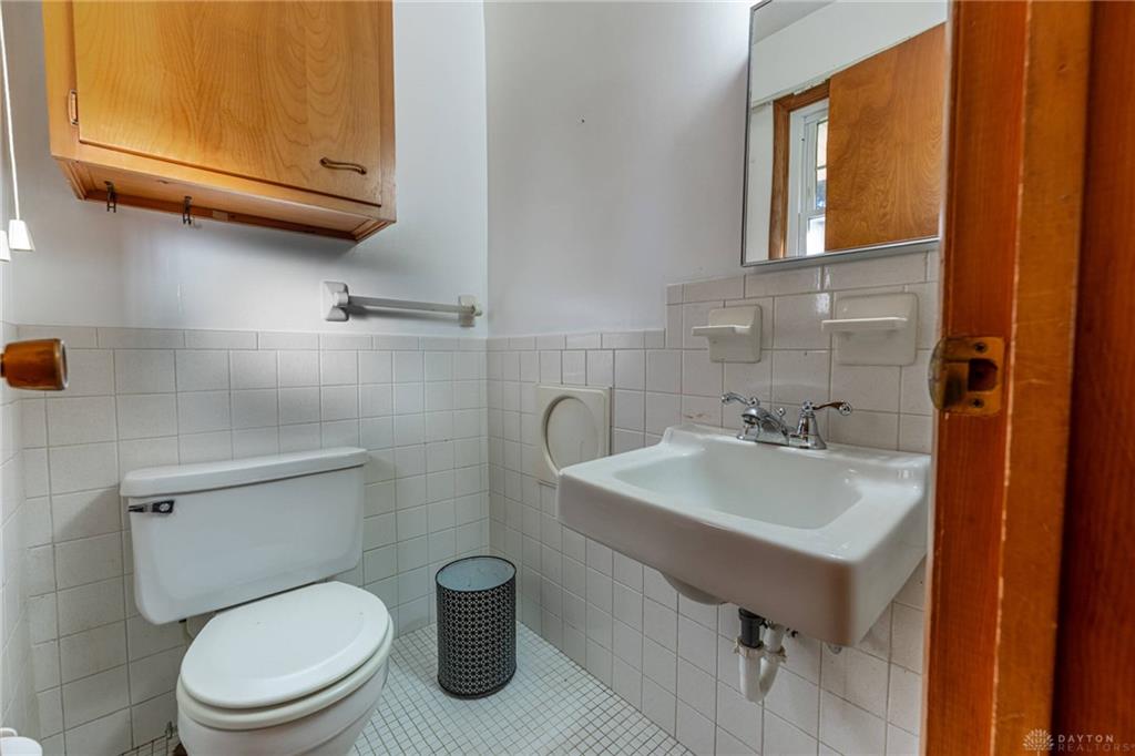 4001 E Social Row Road Property Photo 16