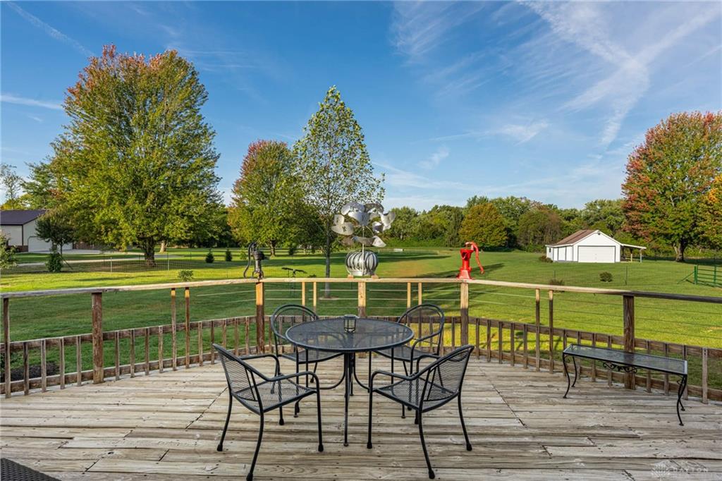 4001 E Social Row Road Property Photo 28