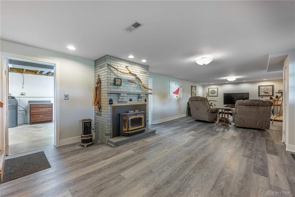 4001 E Social Row Road Property Photo 32